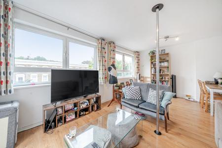 Walham Green Court, Fulham, London, SW6