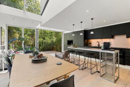 Holmesdale Road, Highgate, London, N6