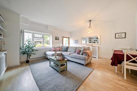 Renfrew Road, London, SE11