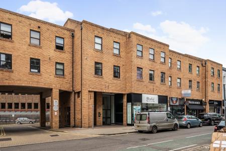 Fife Road, Kingston upon Thames, KT1