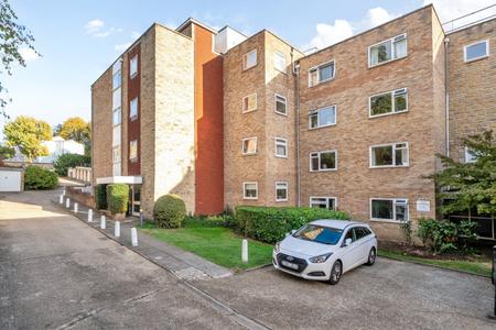 Queens Road, Kingston upon Thames, KT2