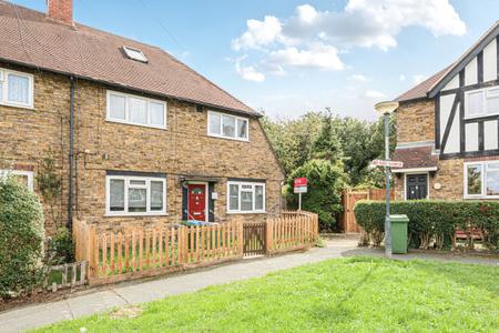 Alwold Crescent, Lee, London, SE12