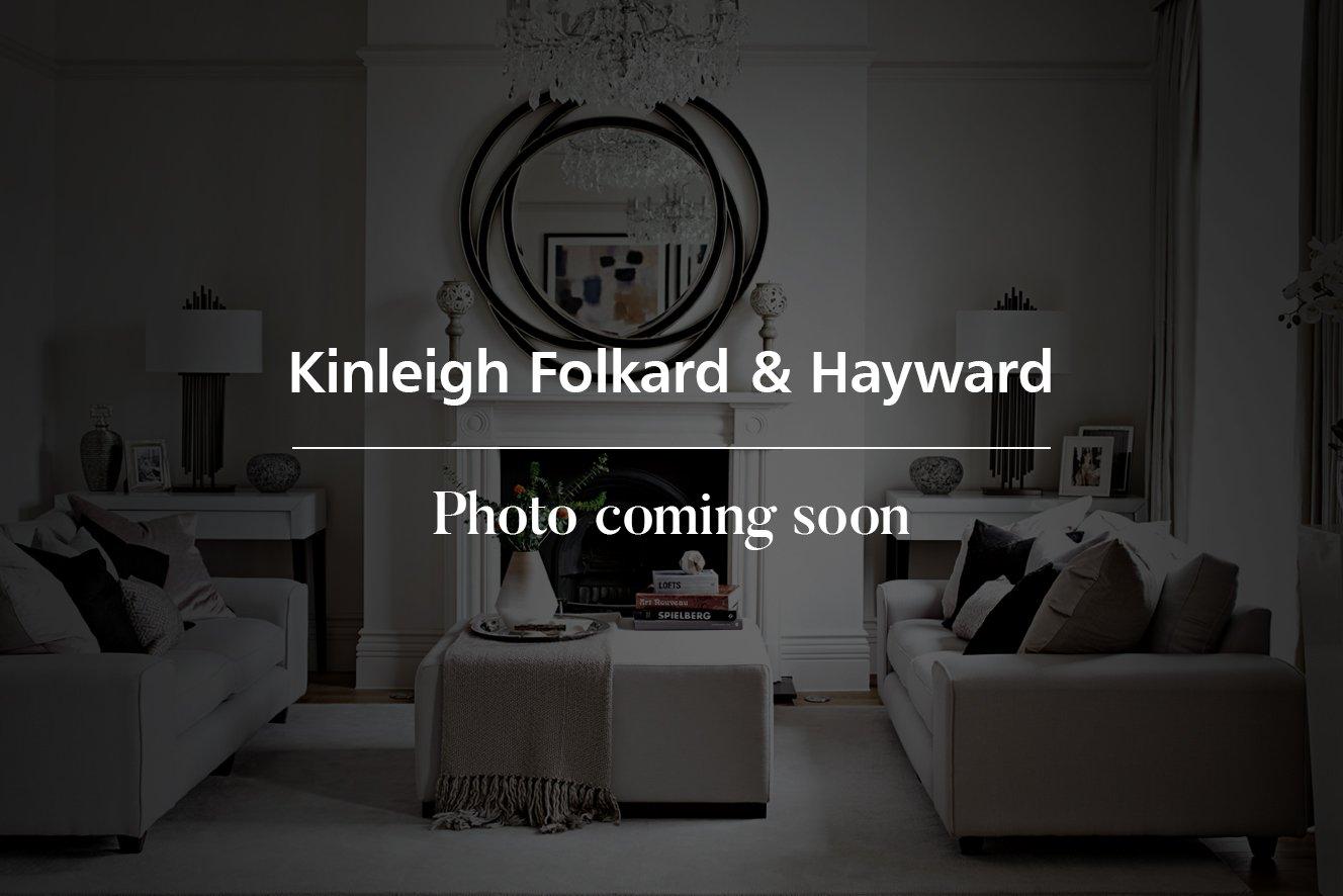 Pembroke Road, London, N10