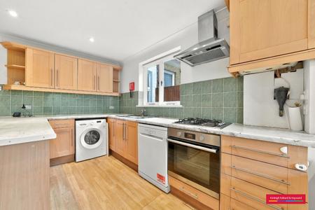Pembroke Road, London, N10