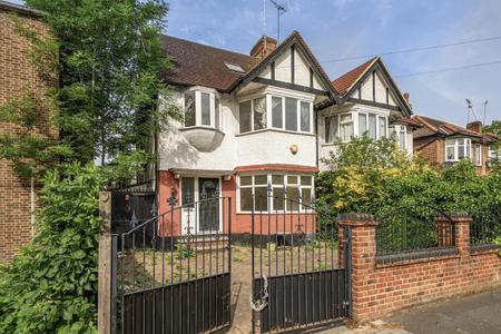 Sydney Road, Muswell Hill, London, N10