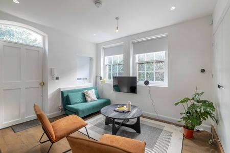 Macroom Road, London, W9