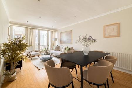 Porchester Square, Bayswater, London, W2