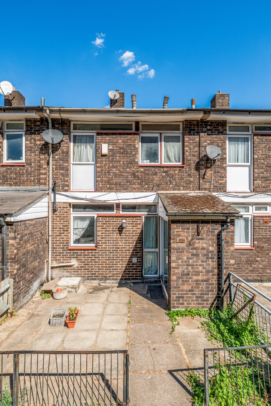 Hazel Close, London, SE15