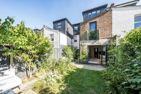 Howden Street, Peckham Rye, London, SE15
