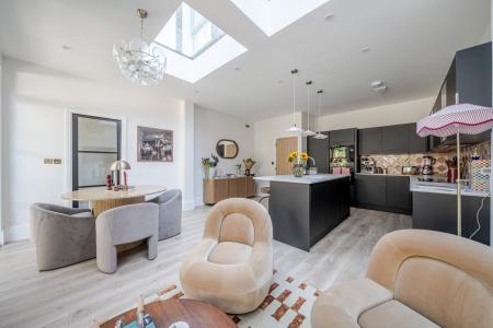 Oakhill Place, Putney, SW15