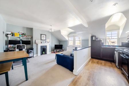 Oakhill Road, Putney, London, SW15