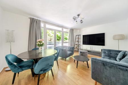 Carlton Drive, Putney, London, SW15