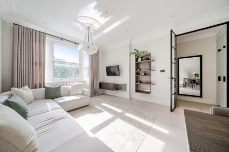 Werter Road, London, Putney, SW15