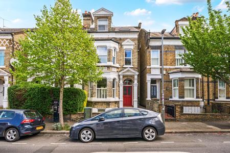 Santos Road, Putney, London, SW18