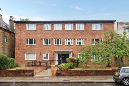 Keswick Road, London, Putney, SW15
