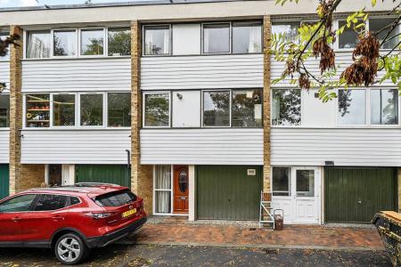 Alton Road, Putney, London, SW15