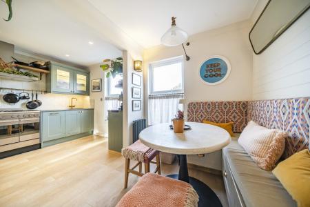 Putney Bridge Road, Putney, London, SW15