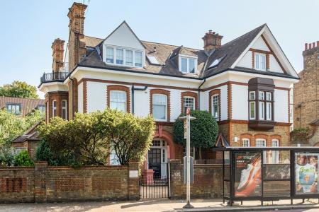 Upper Richmond Road, Putney, London, SW15