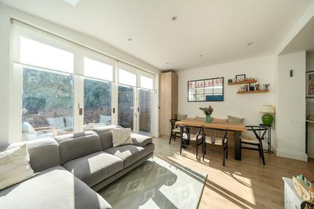 Bravington Road, Queens Park, London, W9