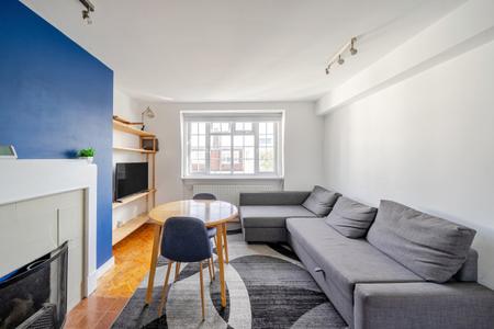 Spencer Road, London, SW20