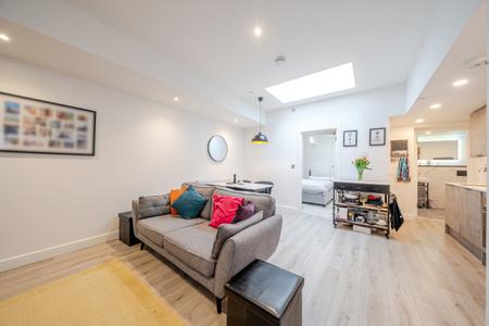 Kingston Road, Raynes Park, London, SW20
