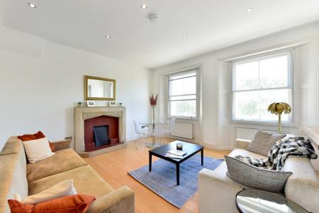 Knightsbridge, London, SW7