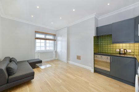 Cheyne Walk, Chelsea, London, SW10
