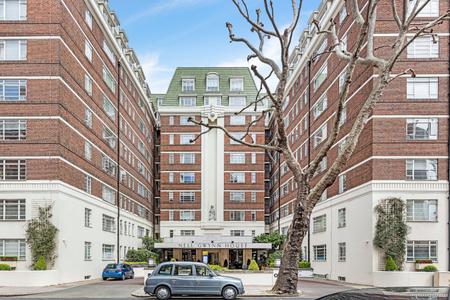 Sloane Avenue, Chelsea, London, SW3