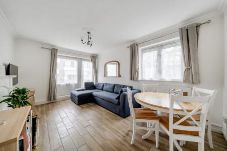 Windlesham Grove, Southfields, London, SW19
