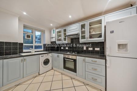 Esher Gardens, London, SW19