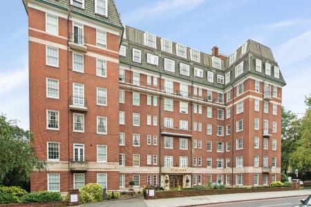 Finchley Road, St John's Wood, London, NW8