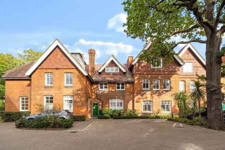 Fisher's Close, Streatham, London, SW16