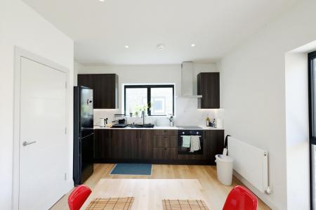 Bredhurst Close, London, SE20