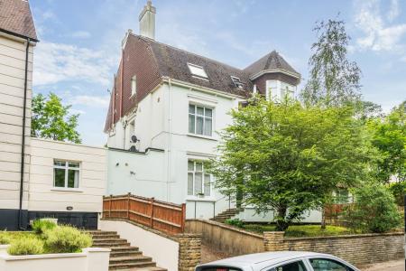 Longton Avenue, Sydenham, London, SE26
