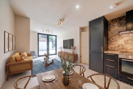 Commonside East, Mitcham, CR4