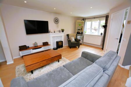 Heathfield Drive, Mitcham, CR4