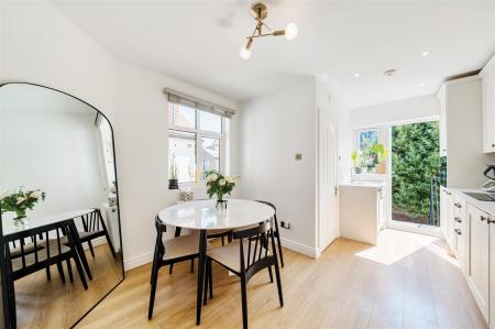 Dinton Road, Colliers Wood, London, SW19