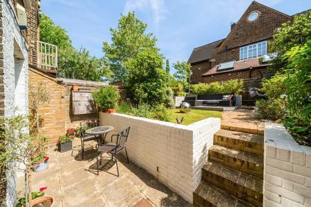 Thurlow Hill, West Dulwich, London, SE21