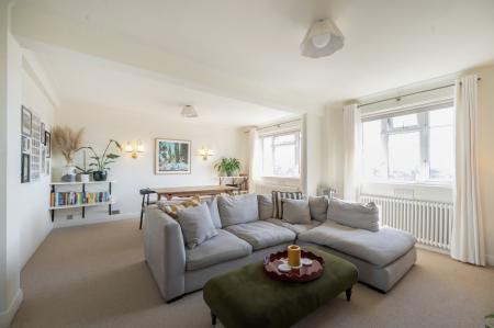 Ashford Road, Cricklewood, London, NW2