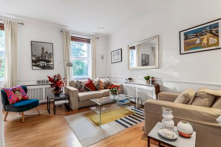 Fortune Green Road, West Hampstead, London, NW6
