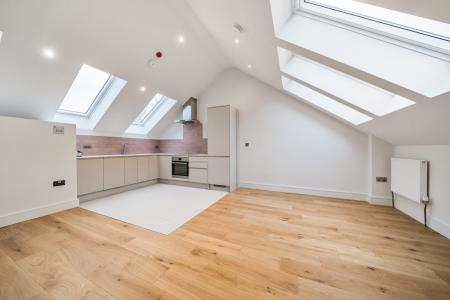 Broadway Court, Wimbledon, London, SW19