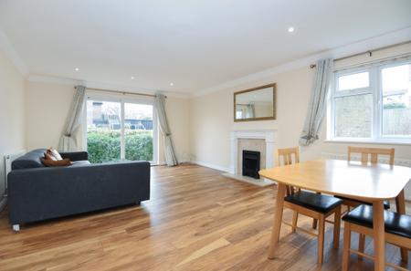 Worple Road, Wimbledon, London, SW19