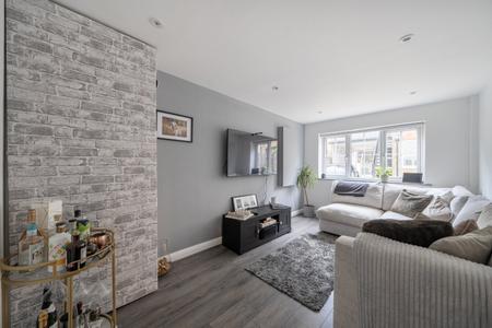 Effra Road, Wimbledon, London, SW19