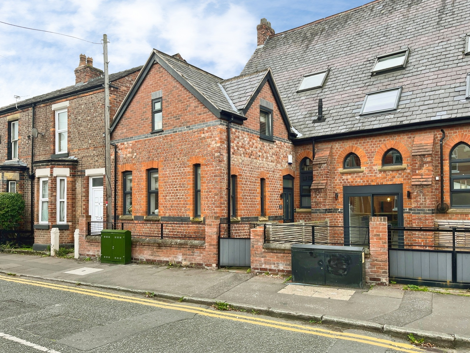 William Street, Didsbury Village, Manchester, M20