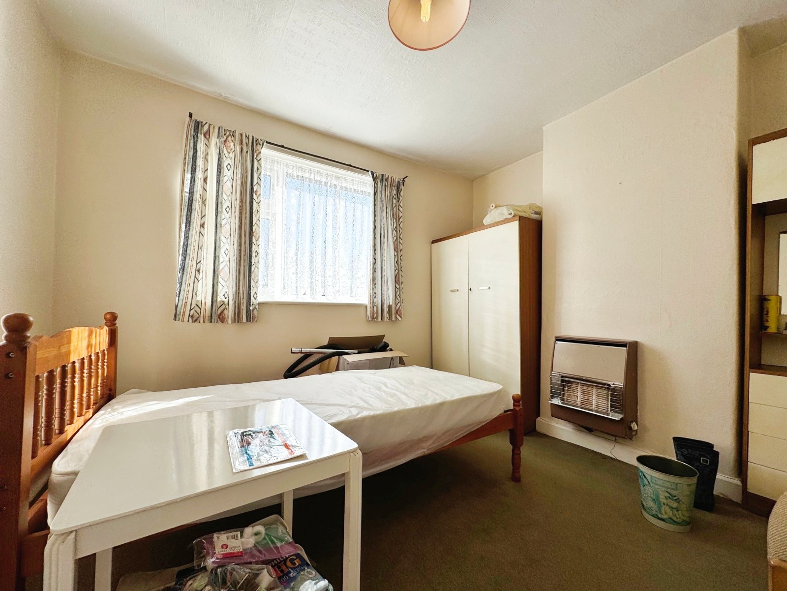 Blackthorn Avenue, Burnage, Manchester, M19