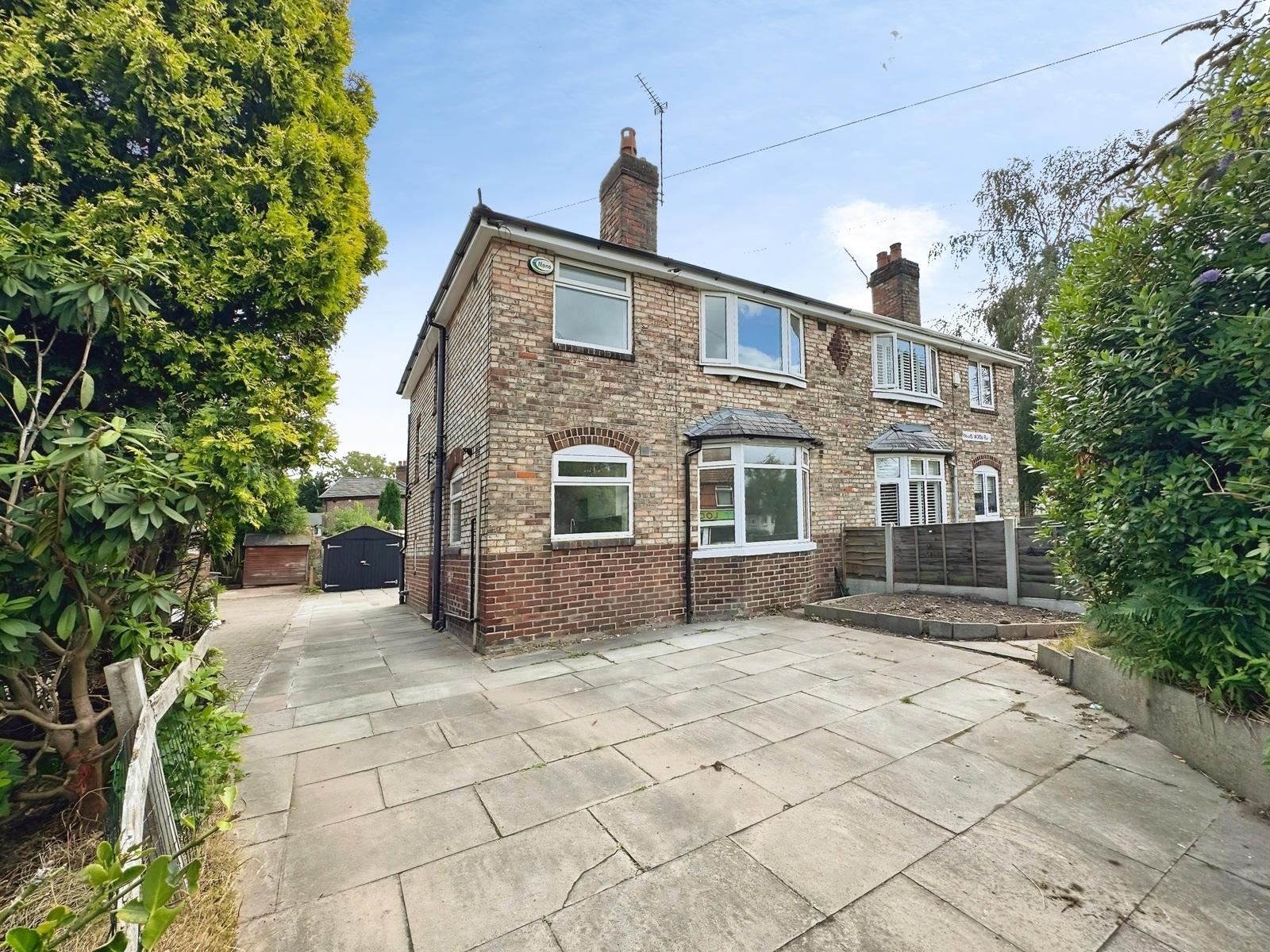 Parrs Wood Road, Withington, Manchester, M20