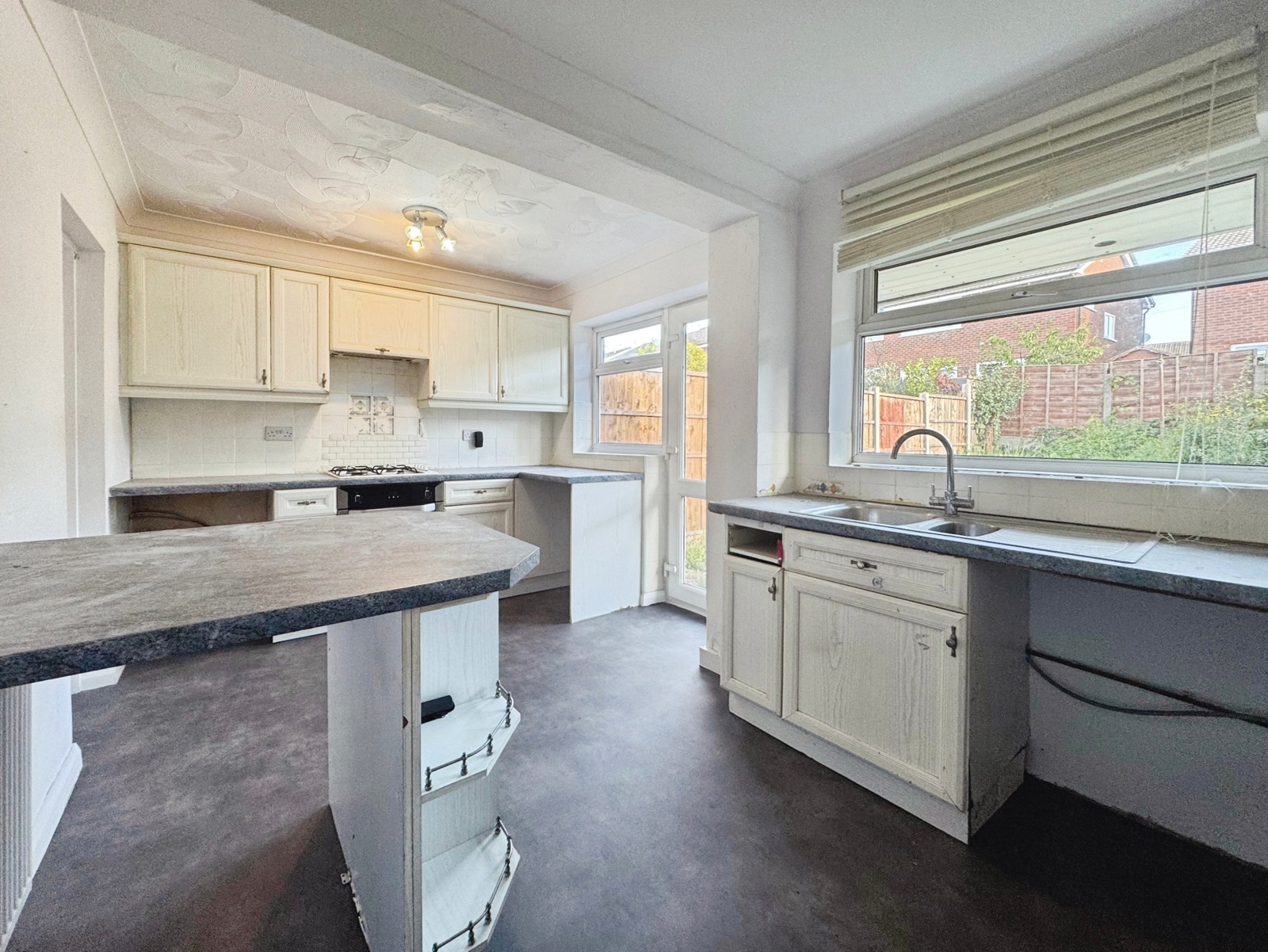 Irlam Road, Flixton, M41