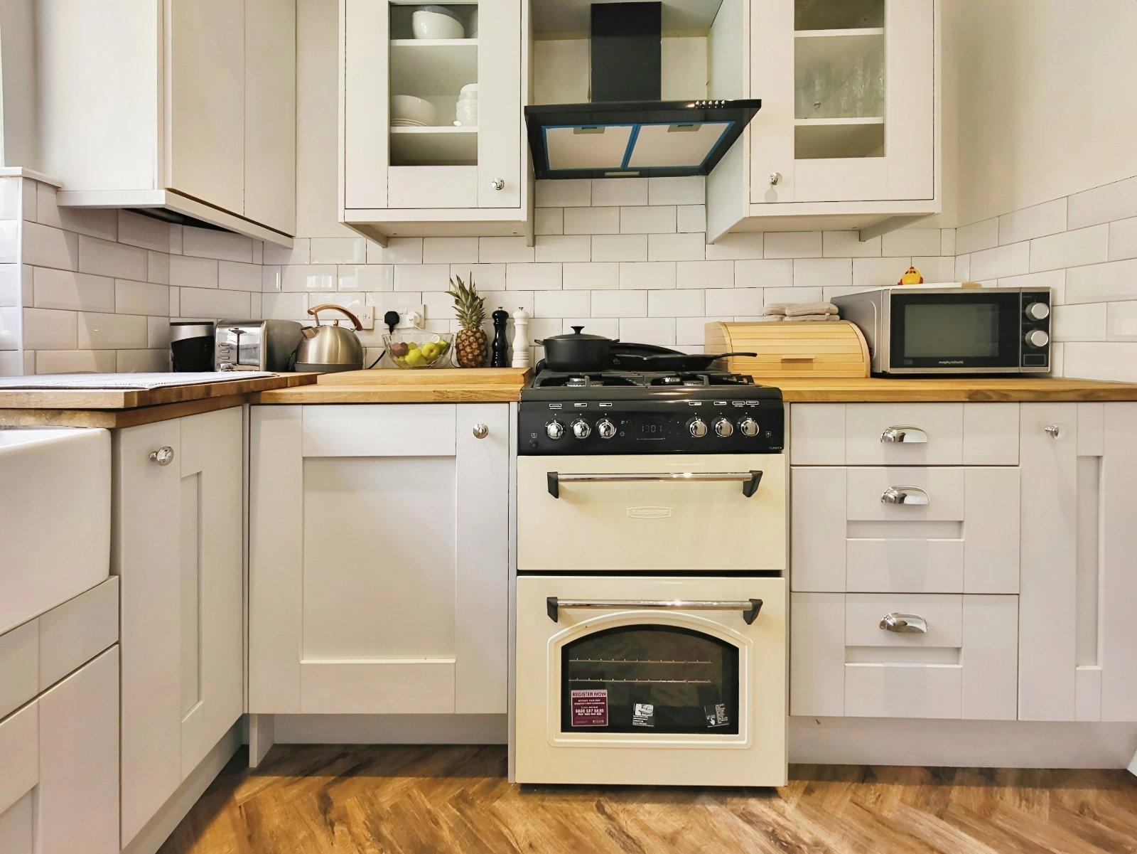 Millgate Lane, Didsbury, Manchester, M20