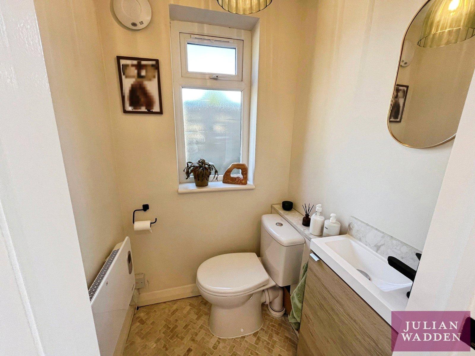 Parrs Wood Road, Withington, Manchester, M20