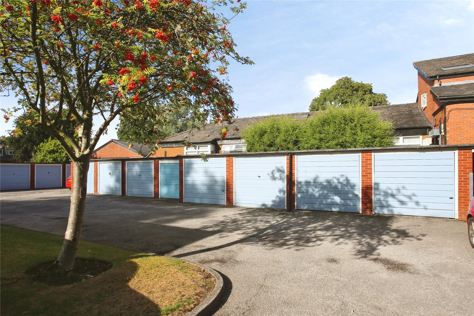 Heaton Moor Road, Heaton Moor, SK4